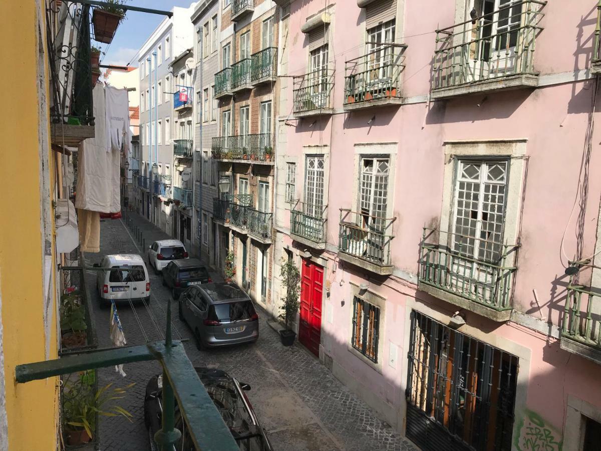 Gorgeous Bairro Alto Apartment Lisbon Exterior photo