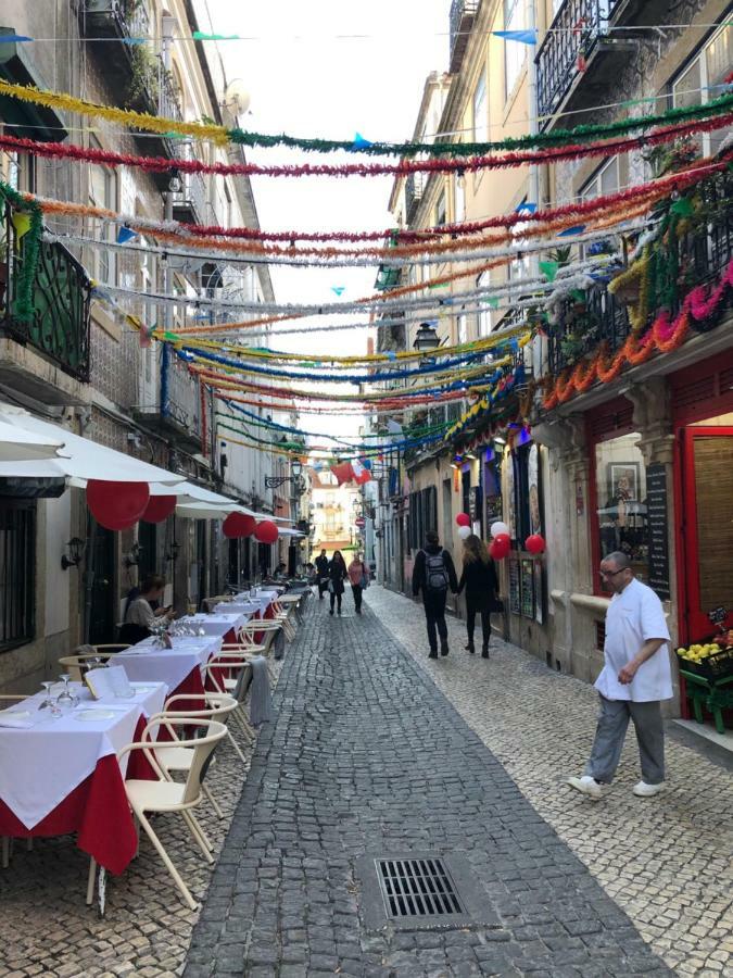 Gorgeous Bairro Alto Apartment Lisbon Exterior photo